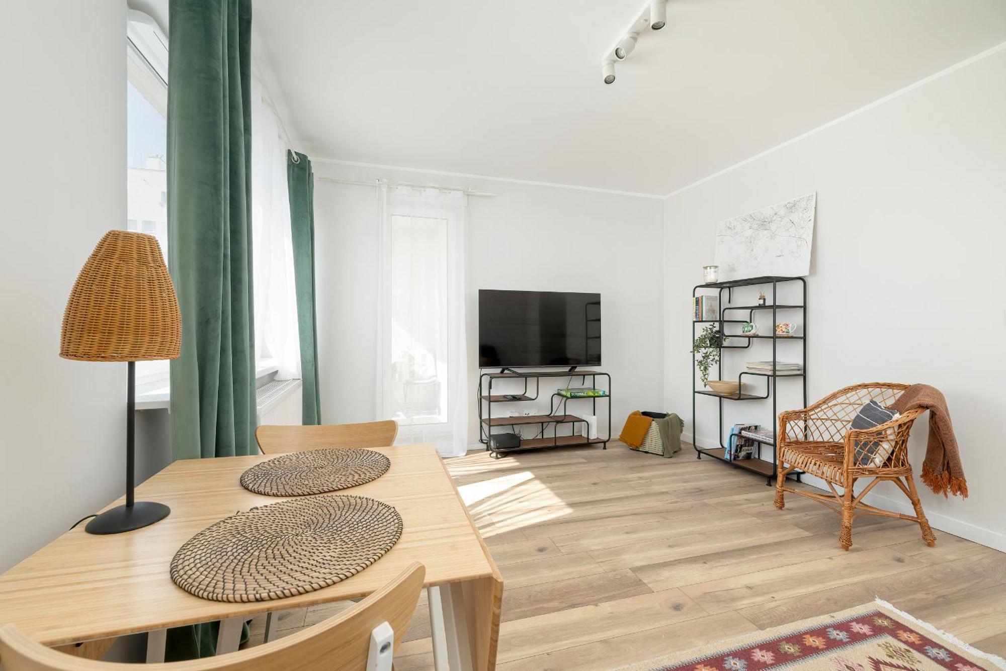 Tysiaclecia Studio Apartament Z Balkonem I Darmowym Parkingiem By Noclegi Renters Katowice Esterno foto