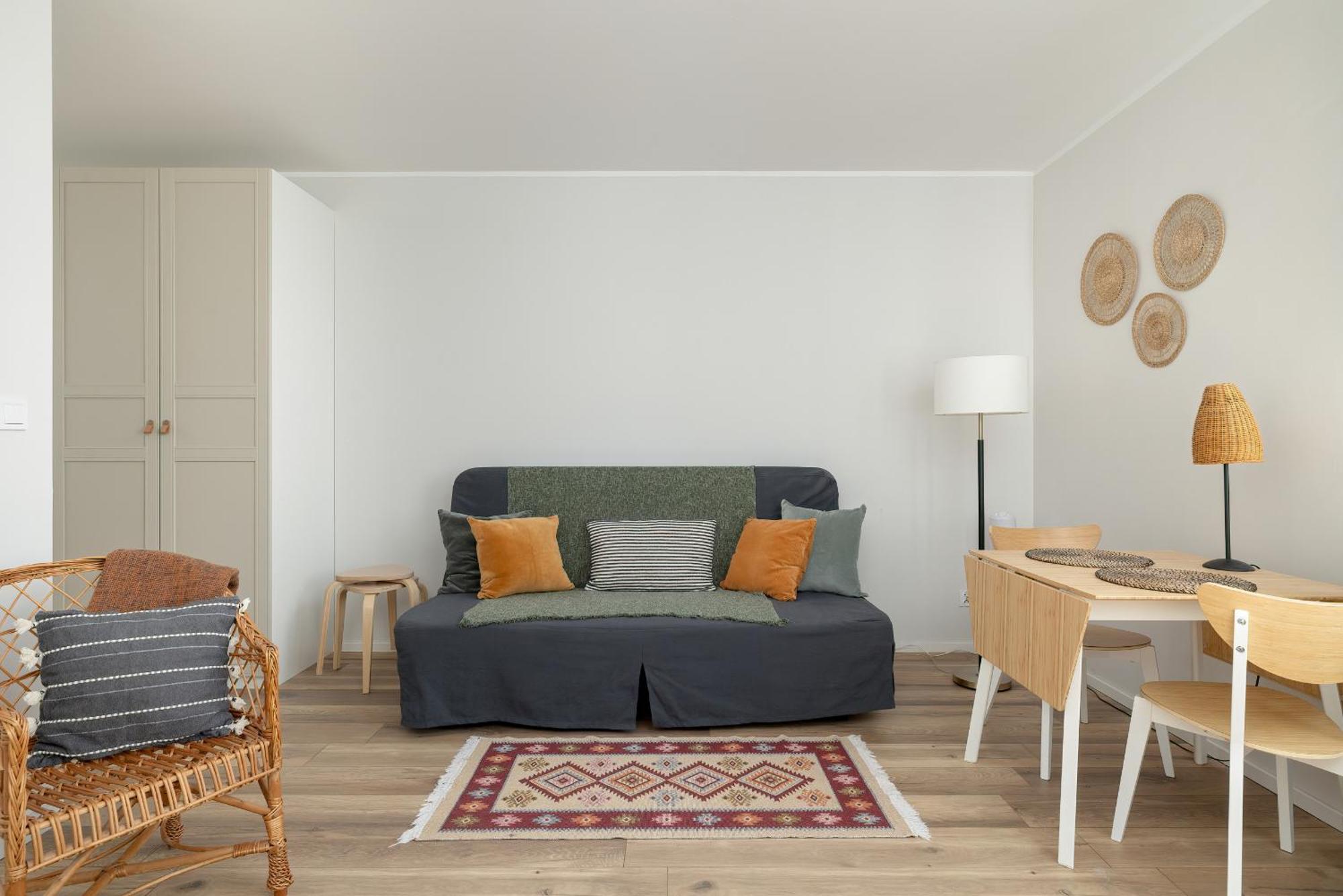 Tysiaclecia Studio Apartament Z Balkonem I Darmowym Parkingiem By Noclegi Renters Katowice Esterno foto